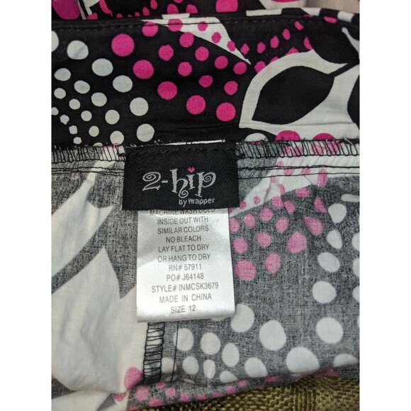 2 Hip by Wrapper Junior Size 12 Skirt Black PInk White Floral - Picture 3 of 5